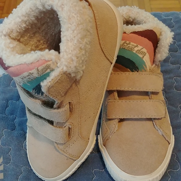 Shoes new - Picture 2 of 3